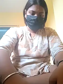 Snapshot of Hotmilfxox chatting on February 19, 2025, 7:17 am Hotmilfxox online show from February 19, 2025, 7:17 am