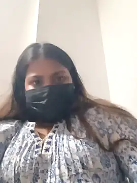 Snapshot of Hotmilfxox chatting on January 5, 2025, 2:08 pm Hotmilfxox online show from January 5, 2025, 2:08 pm