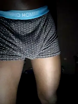 stephbig777 online show from December 18, 2025, 9:18 pm