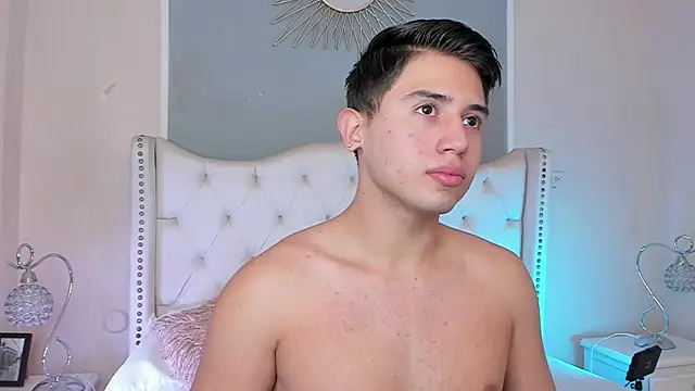 Snapshot of Brandonn_Millerr chatting on February 10, 2025, 8:21 pm Brandonn Millerr online show from February 10, 2025, 8:21 pm