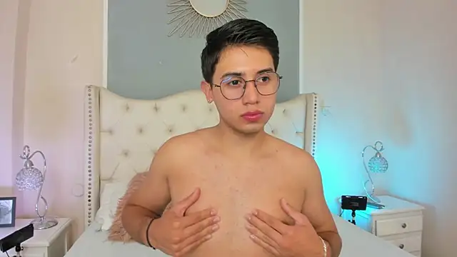 Snapshot of Brandonn_Millerr chatting on December 29, 2024, 9:09 pm Brandonn Millerr online show from December 29, 2024, 9:09 pm