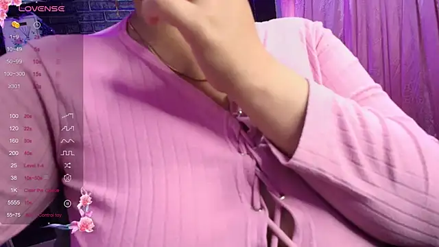 loren tits24 online show from December 22, 2025, 9:15 pm