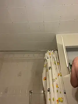 Snapshot of Frenchpoo chatting on March 2, 2026, 12:00 am Frenchpoo online show from March 2, 2026, 12:00 am