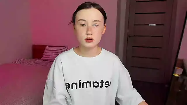 Stella Sunny online show from November 2, 2025, 12:48 am