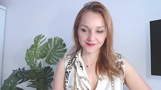 AliciaDesire online show from April 1, 2026, 6:15 am