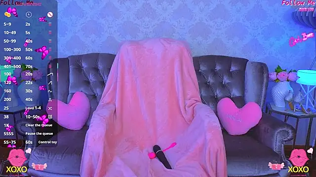 KitnissKiss online show from February 11, 2026, 8:31 pm