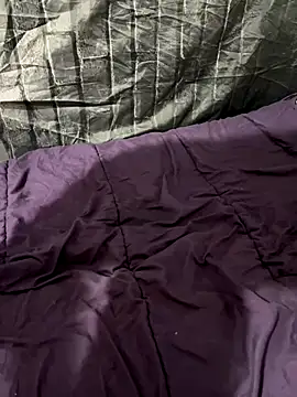 fouryoupls online show from October 26, 2025, 1:06 am