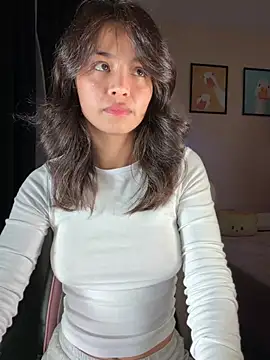 Snapshot of Adriennesexxx chatting on February 21, 2026, 10:45 pm Adriennesexxx online show from February 21, 2026, 10:45 pm