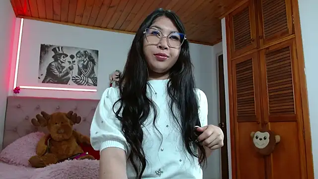 Snapshot of tifanny-squirt chatting on October 25, 2025, 4:33 am tifanny-squirt online show from October 25, 2025, 4:33 am