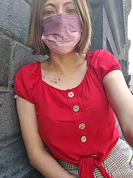 Lunababymylove online show from March 20, 2025, 6:09 pm