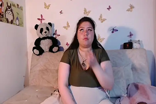 Snapshot of LennaTurnerr chatting on March 4, 2026, 5:53 pm LennaTurnerr online show from March 4, 2026, 5:53 pm