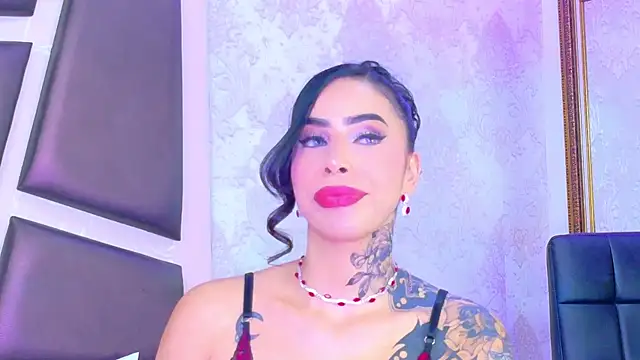Snapshot of GiahDaniels chatting on May 14, 2026, 4:20 am GiahDaniels online show from May 14, 2026, 4:20 am
