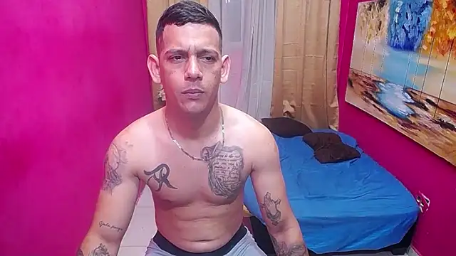 hugecocks hot online show from March 5, 2026, 12:07 am