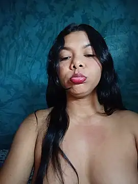 Snapshot of DIORA_Latina chatting on June 2, 2026, 3:28 am DIORA Latina online show from June 2, 2026, 3:28 am