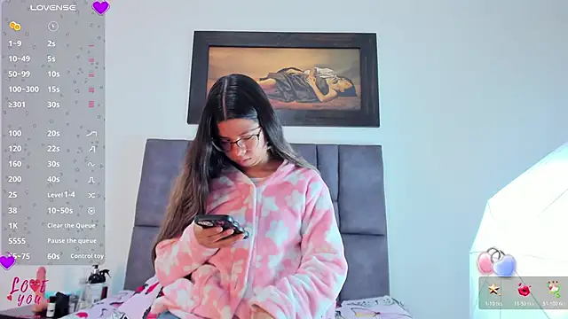 Vahiolet smith online show from March 28, 2026, 3:18 am