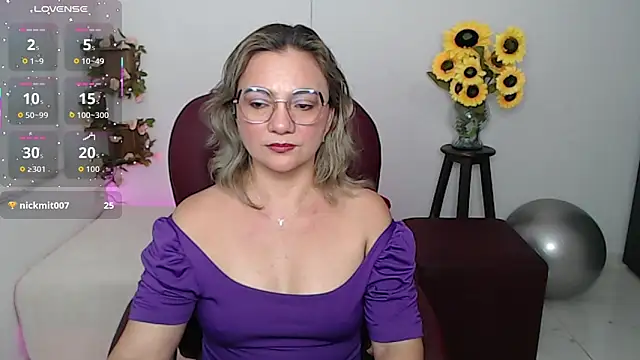 Ghada milf online show from March 11, 2026, 12:04 am