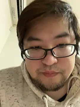 yuuki198912 online show from November 12, 2025, 3:16 pm