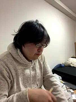 yuuki198912 online show from January 10, 2026, 12:22 pm