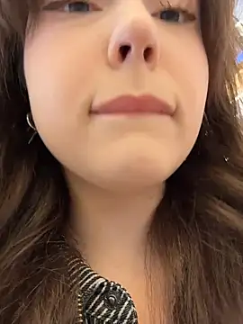 Peachy Dream online show from November 4, 2025, 4:33 pm