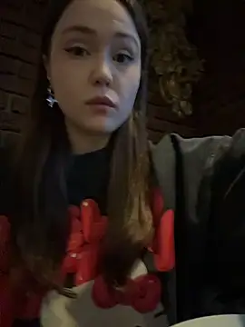 Peachy Dream online show from March 13, 2026, 4:01 pm