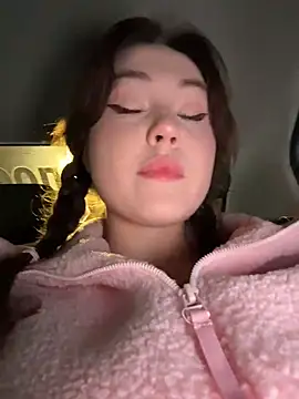 Peachy Dream online show from October 29, 2025, 6:07 pm