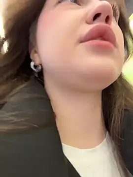 Snapshot of Peachy_Dream chatting on February 27, 2026, 5:13 pm Peachy Dream online show from February 27, 2026, 5:13 pm