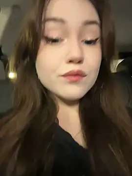 Snapshot of Peachy_Dream chatting on January 28, 2025, 9:50 pm Peachy Dream online show from January 28, 2025, 9:50 pm