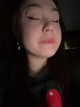 Snapshot of Peachy_Dream chatting on February 18, 2026, 6:15 pm Peachy Dream online show from February 18, 2026, 6:15 pm