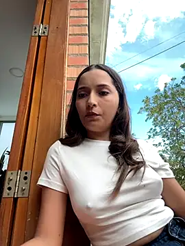 Snapshot of Penelope-Hot chatting on October 31, 2025, 6:59 pm Penelope-Hot online show from October 31, 2025, 6:59 pm