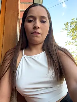 Snapshot of Penelope-Hot chatting on December 15, 2025, 9:09 pm Penelope-Hot online show from December 15, 2025, 9:09 pm