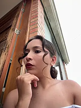 Penelope-Hot online show from February 18, 2026, 9:22 pm