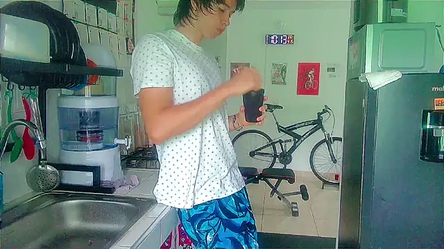 Andy gray online show from April 15, 2026, 3:16 pm