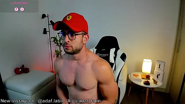 dafboy1 online show from June 1, 2026, 10:42 pm