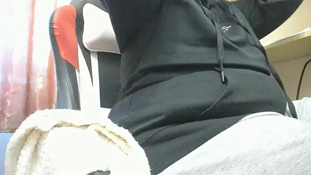 Seductive She Wolf online show from December 15, 2025, 7:36 am