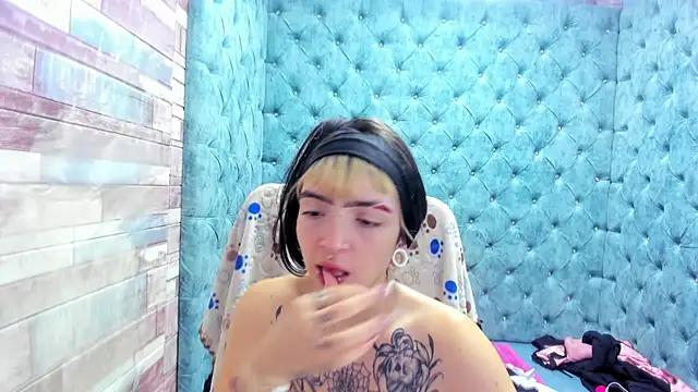 Samantha Smiith online show from January 17, 2026, 4:16 am