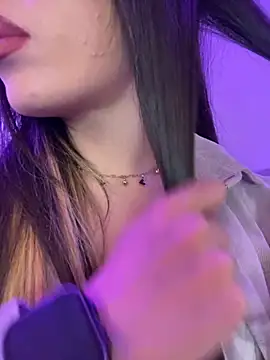 AbyThompson online show from November 12, 2025, 1:32 am