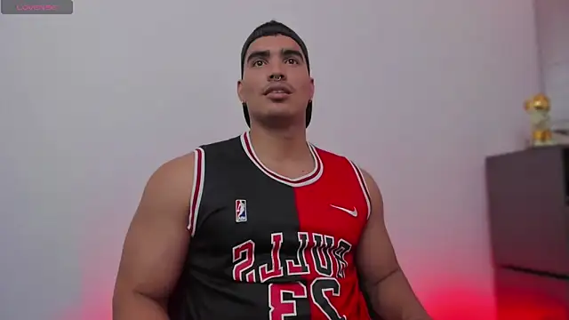 JamesGraay online show from November 6, 2025, 7:07 pm