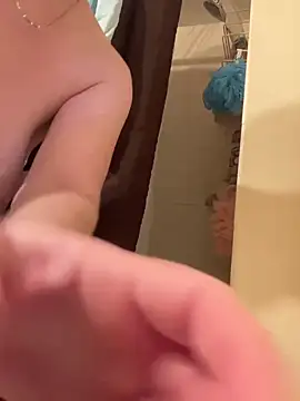 KatieBARBiE98 online show from January 17, 2025, 8:33 pm