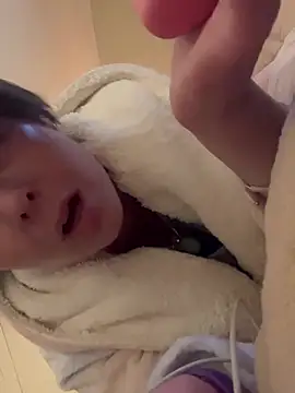 Snapshot of KatieBARBiE98 chatting on January 16, 2026, 4:49 am KatieBARBiE98 online show from January 16, 2026, 4:49 am