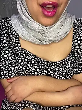 Snapshot of yassminsexy22 chatting on January 10, 2025, 1:52 pm yassminsexy22 online show from January 10, 2025, 1:52 pm