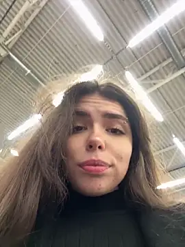 pantyless online show from October 4, 2025, 12:56 am