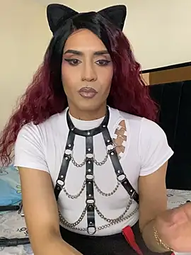 akinoro  online show from February 12, 2026, 9:03 pm