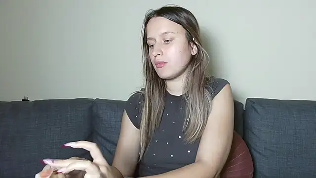 Submissive love online show from February 24, 2025, 8:25 pm