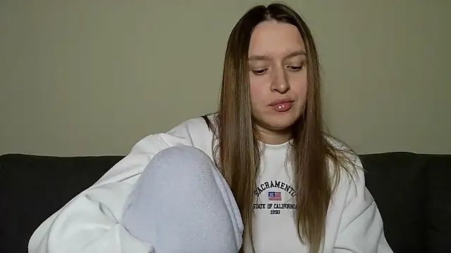 Submissive love online show from February 7, 2025, 9:48 pm