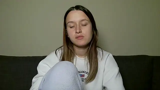 Submissive love online show from February 8, 2025, 12:49 am