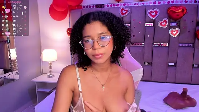 Snapshot of MilaHall_ chatting on February 24, 2025, 6:38 am MilaHall online show from February 24, 2025, 6:38 am