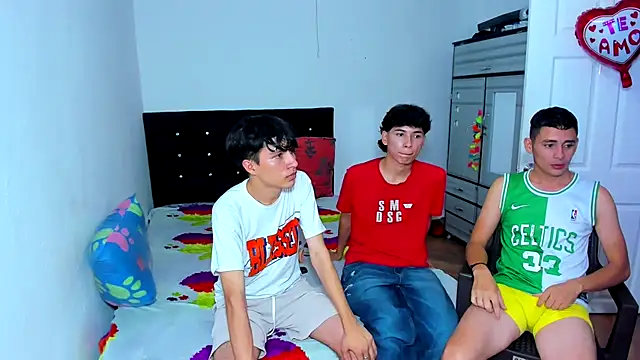 Alexander and Xiao online show from February 22, 2025, 9:59 pm