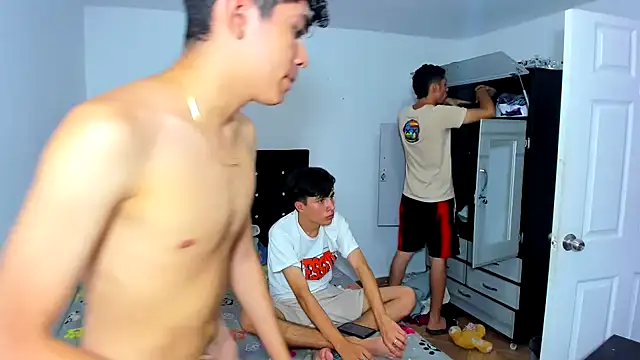 Alexander and Xiao online show from February 10, 2025, 10:09 pm