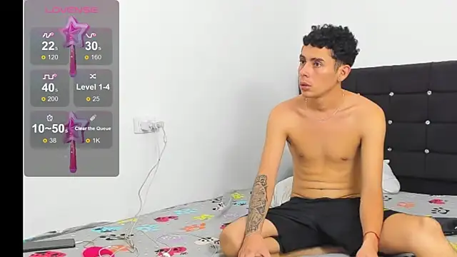 Alexander and Xiao online show from December 4, 2025, 10:31 pm