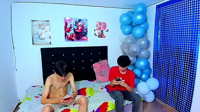 Alexander and Xiao online show from March 20, 2025, 9:02 pm